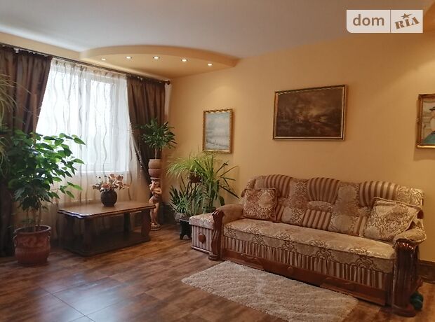 двухэтажный дом с садом, 480 кв. м, кирпич. Продажа в Довжанке (Тернопольская обл.) фото 1 двухэтажный дом с садом, 480 кв. м, кирпич. Продажа в Довжанке (Тернопольская обл.) фото 1