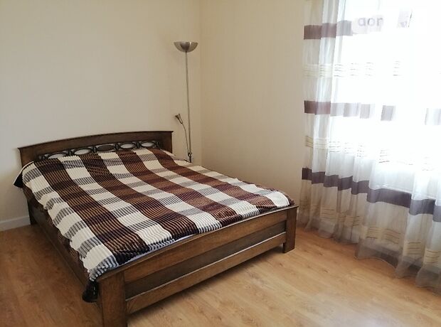 двухэтажный дом с садом, 480 кв. м, кирпич. Продажа в Довжанке (Тернопольская обл.) фото 1 двухэтажный дом с садом, 480 кв. м, кирпич. Продажа в Довжанке (Тернопольская обл.) фото 1