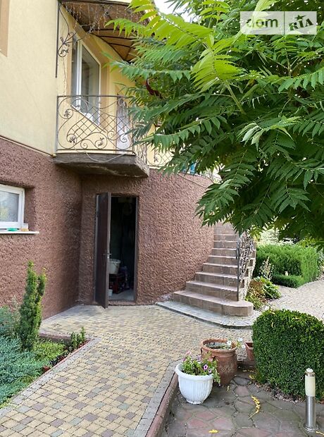 двухэтажный дом с садом, 480 кв. м, кирпич. Продажа в Довжанке (Тернопольская обл.) фото 1 двухэтажный дом с садом, 480 кв. м, кирпич. Продажа в Довжанке (Тернопольская обл.) фото 1