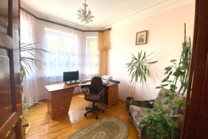 трехэтажный дом с гаражом, 320 кв. м, кирпич. Продажа в Тернополе район Дружба фото 2