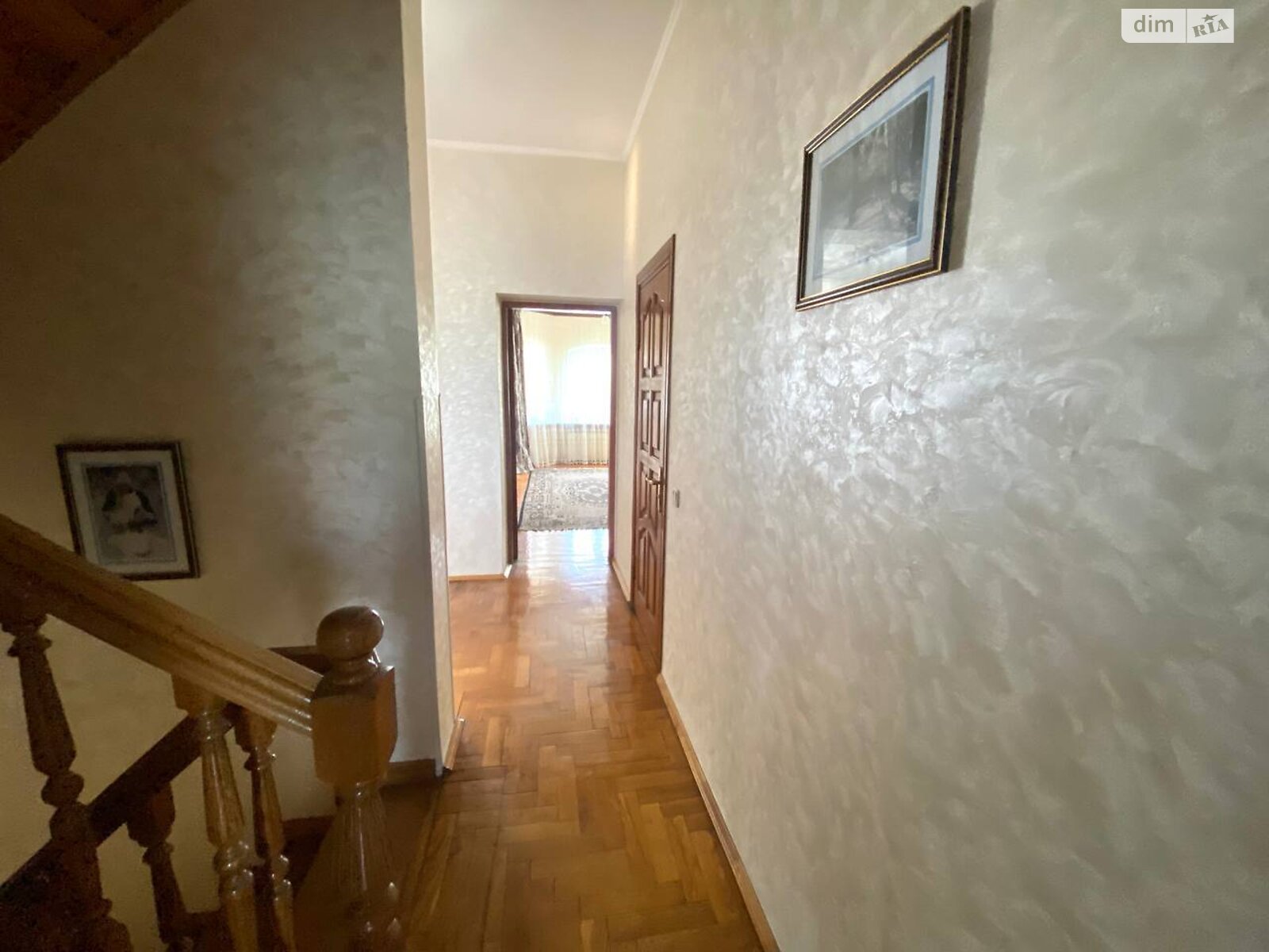 трехэтажный дом с гаражом, 320 кв. м, кирпич. Продажа в Тернополе район Дружба фото 1 трехэтажный дом с гаражом, 320 кв. м, кирпич. Продажа в Тернополе район Дружба фото 1