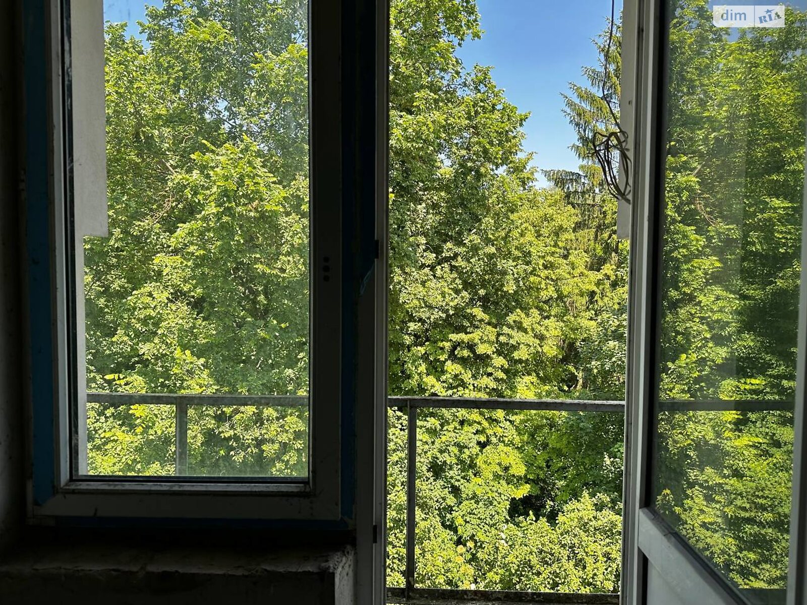 триповерховий будинок з верандою, 639 кв. м, цегла. Продаж в Тернополі, район Дружба фото 1 триповерховий будинок з верандою, 639 кв. м, цегла. Продаж в Тернополі, район Дружба фото 1