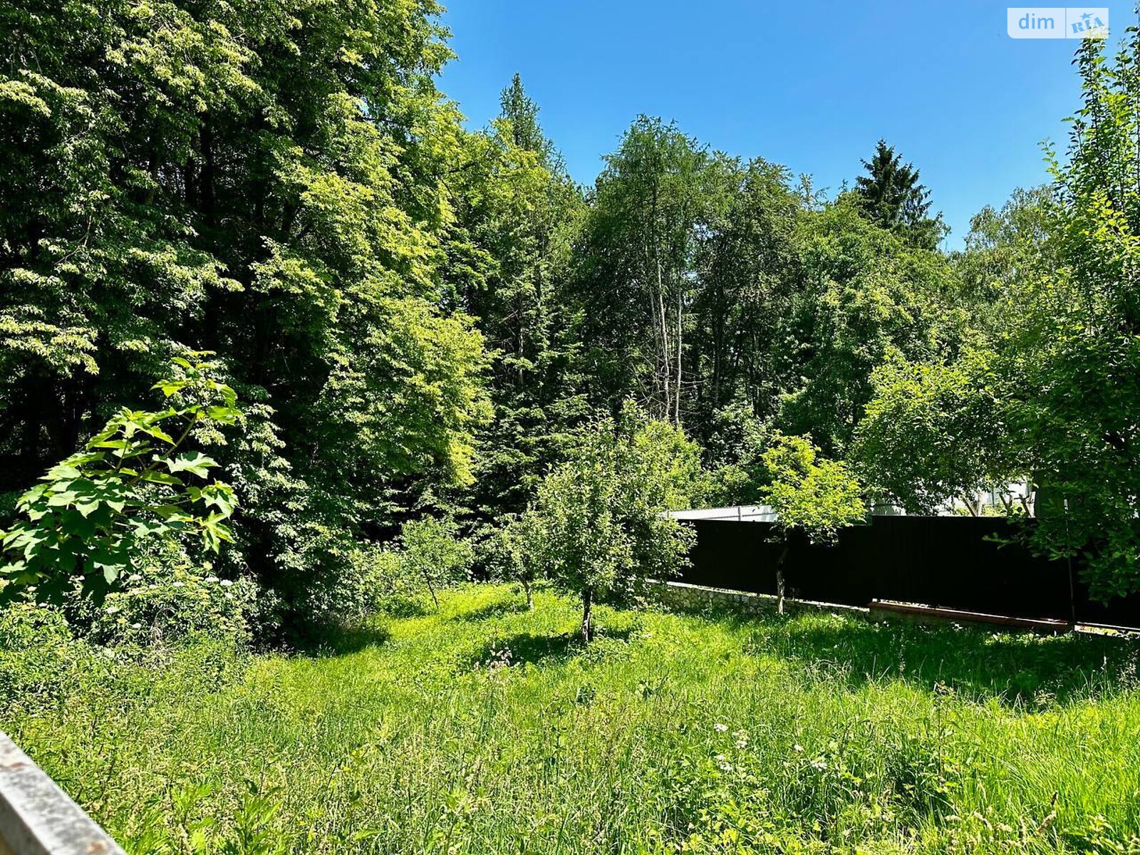 триповерховий будинок з верандою, 639 кв. м, цегла. Продаж в Тернополі, район Дружба фото 1 триповерховий будинок з верандою, 639 кв. м, цегла. Продаж в Тернополі, район Дружба фото 1