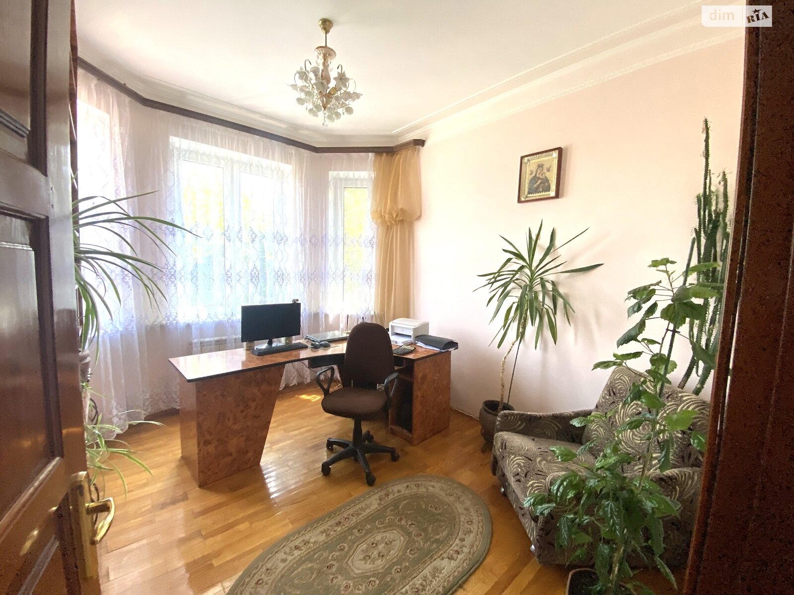 триповерховий будинок з гаражем, 320 кв. м, цегла. Продаж в Тернополі, район Дружба фото 1