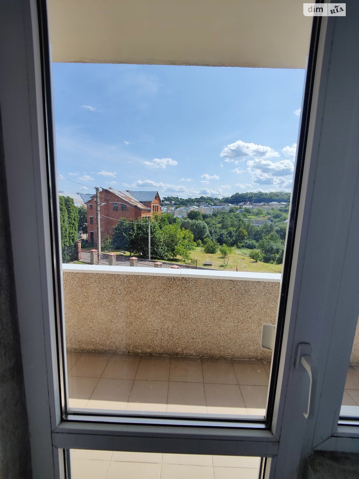 двухэтажный дом с гаражом, 228 кв. м, кирпич. Продажа в Тернополе район Дружба фото 1 двухэтажный дом с гаражом, 228 кв. м, кирпич. Продажа в Тернополе район Дружба фото 1