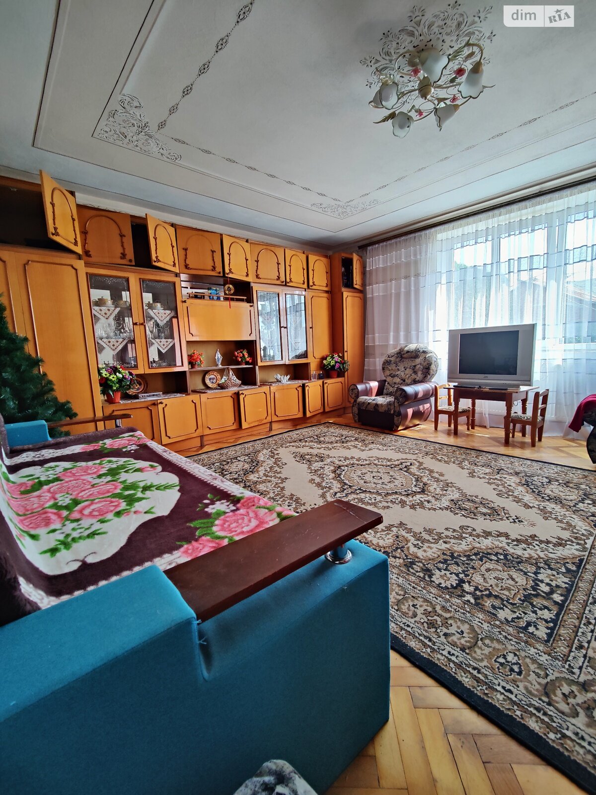 двухэтажный дом с гаражом, 228 кв. м, кирпич. Продажа в Тернополе район Дружба фото 1 двухэтажный дом с гаражом, 228 кв. м, кирпич. Продажа в Тернополе район Дружба фото 1