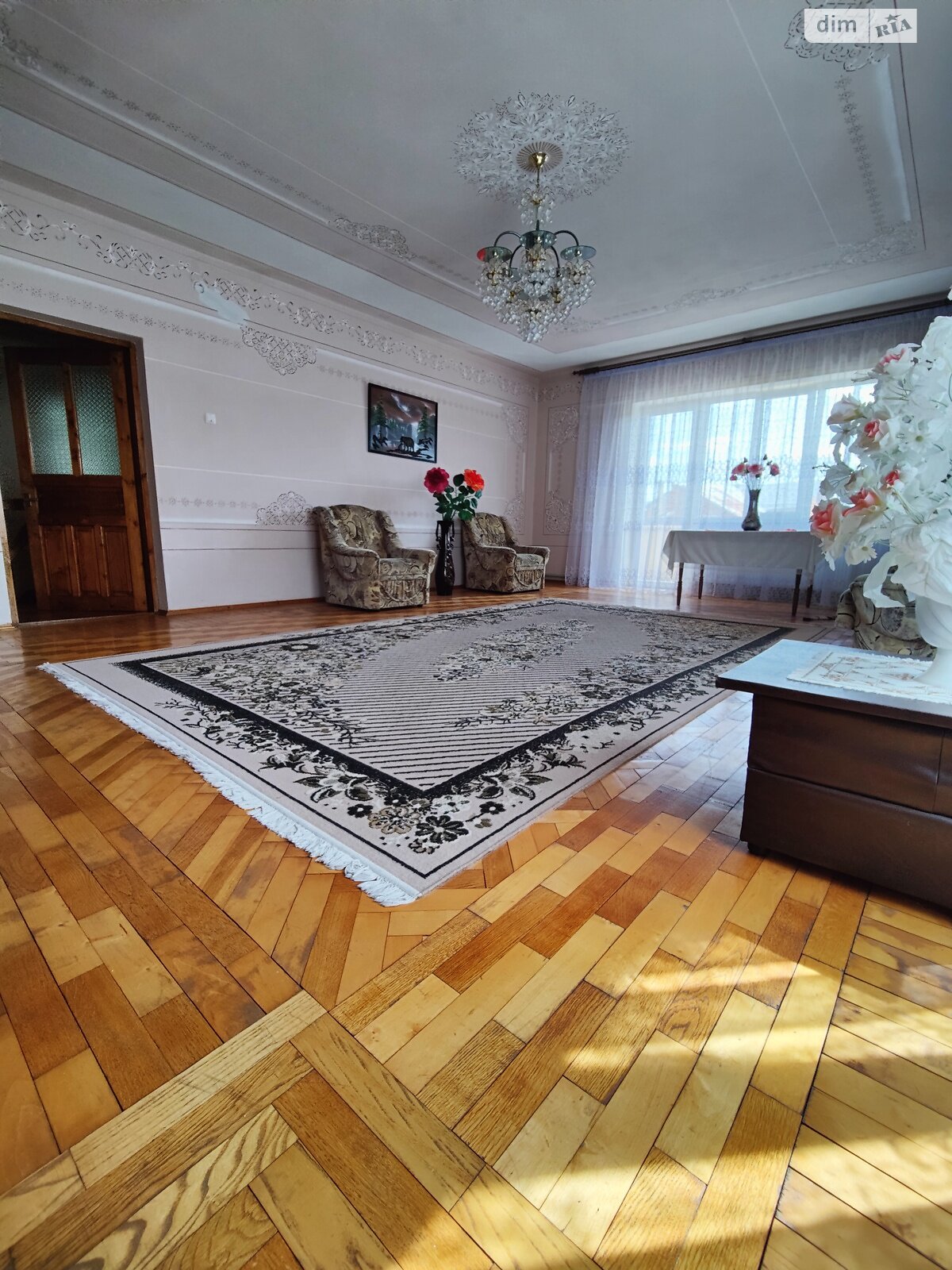 двухэтажный дом с гаражом, 228 кв. м, кирпич. Продажа в Тернополе район Дружба фото 1 двухэтажный дом с гаражом, 228 кв. м, кирпич. Продажа в Тернополе район Дружба фото 1