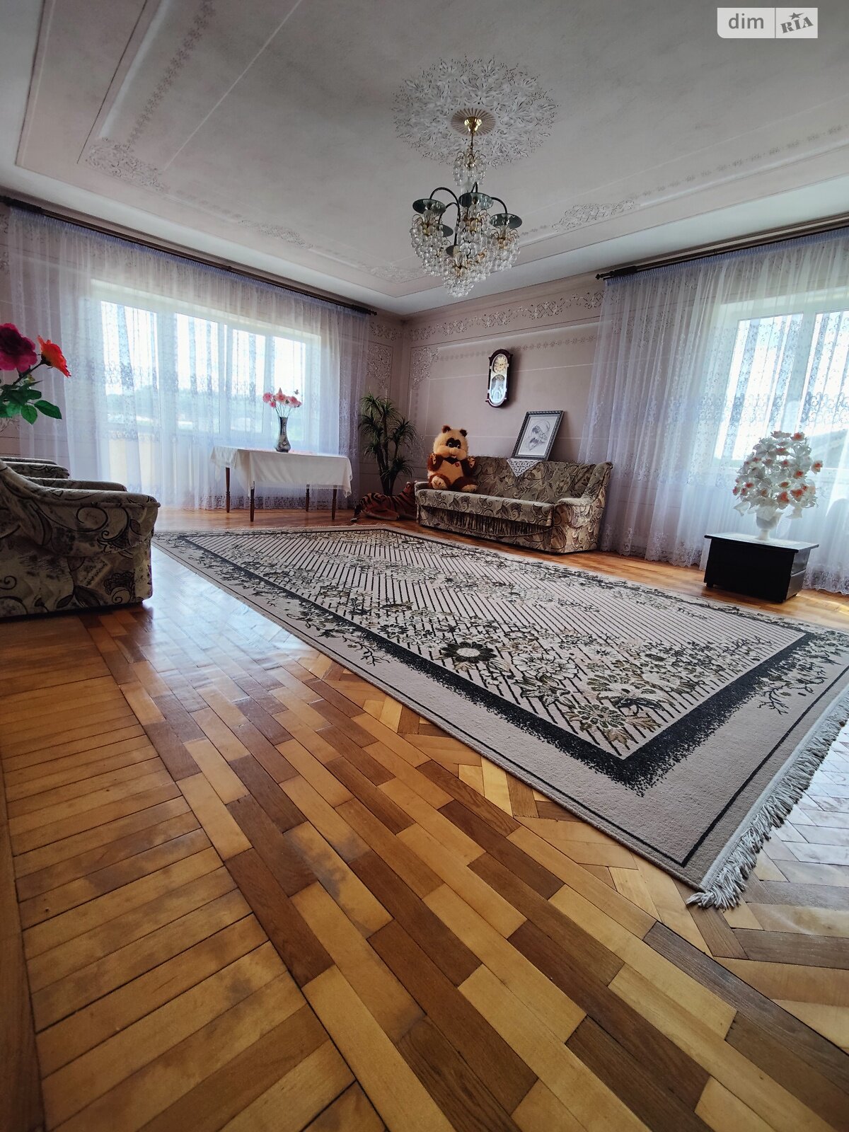 двухэтажный дом с гаражом, 228 кв. м, кирпич. Продажа в Тернополе район Дружба фото 1 двухэтажный дом с гаражом, 228 кв. м, кирпич. Продажа в Тернополе район Дружба фото 1