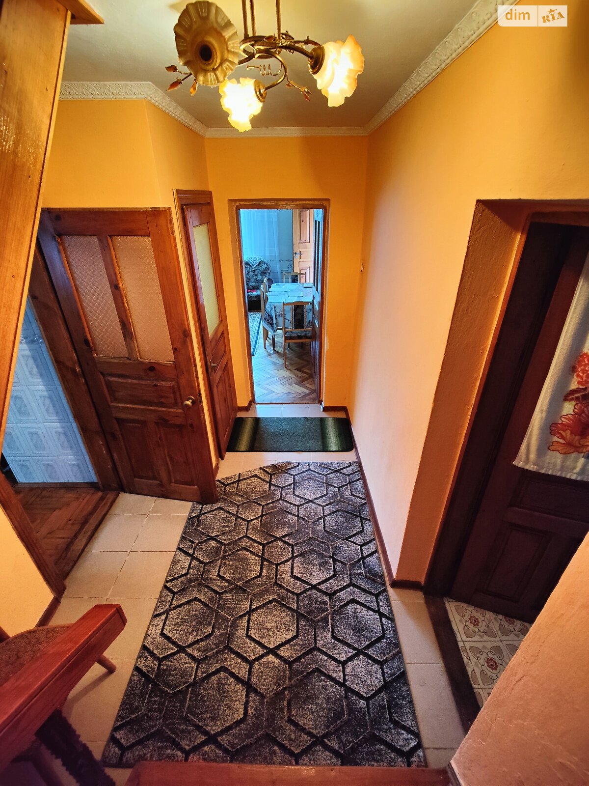 двухэтажный дом с гаражом, 228 кв. м, кирпич. Продажа в Тернополе район Дружба фото 1 двухэтажный дом с гаражом, 228 кв. м, кирпич. Продажа в Тернополе район Дружба фото 1