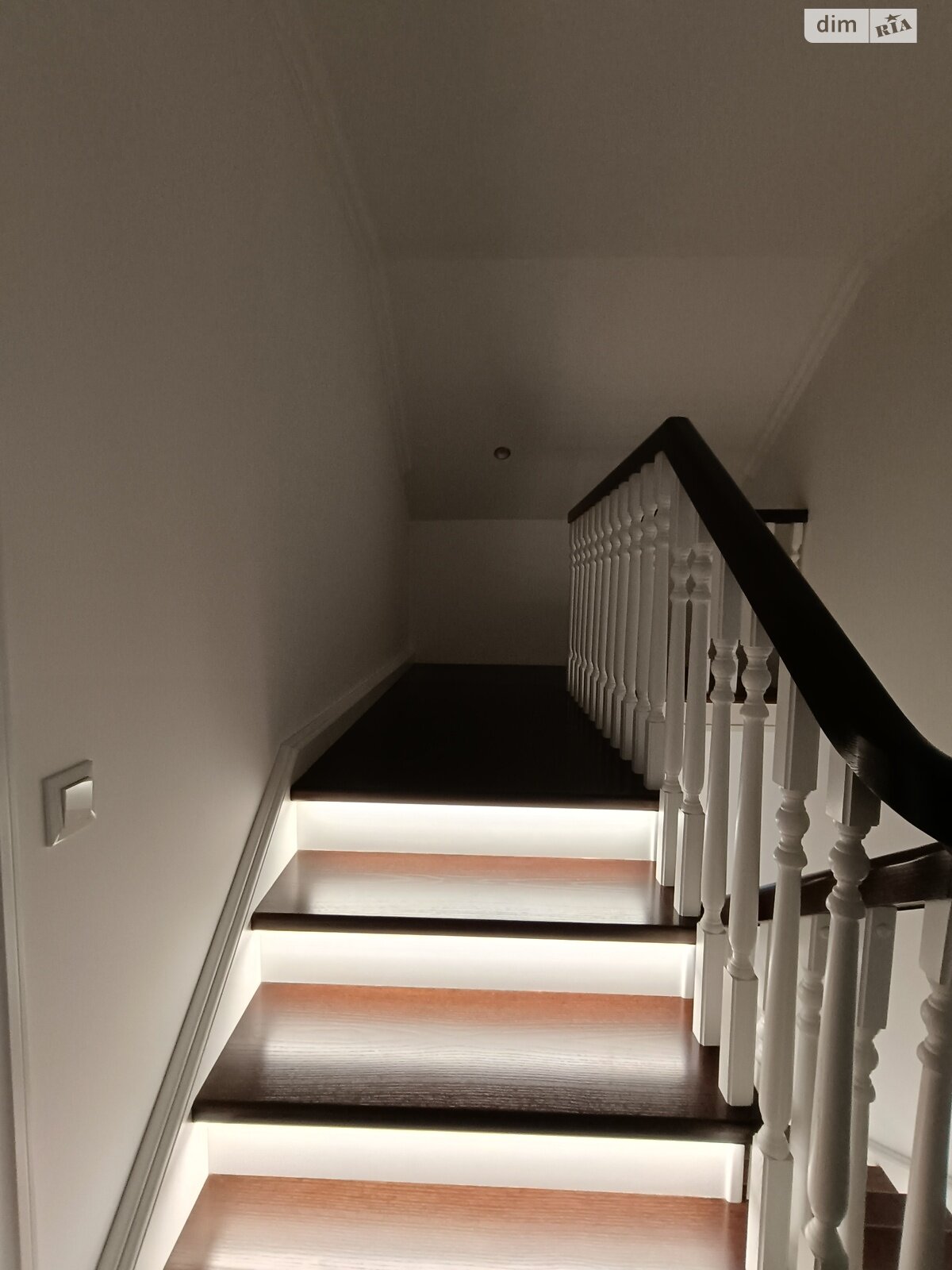 двухэтажный дом, 180 кв. м, кирпич. Продажа в Петрикове фото 1