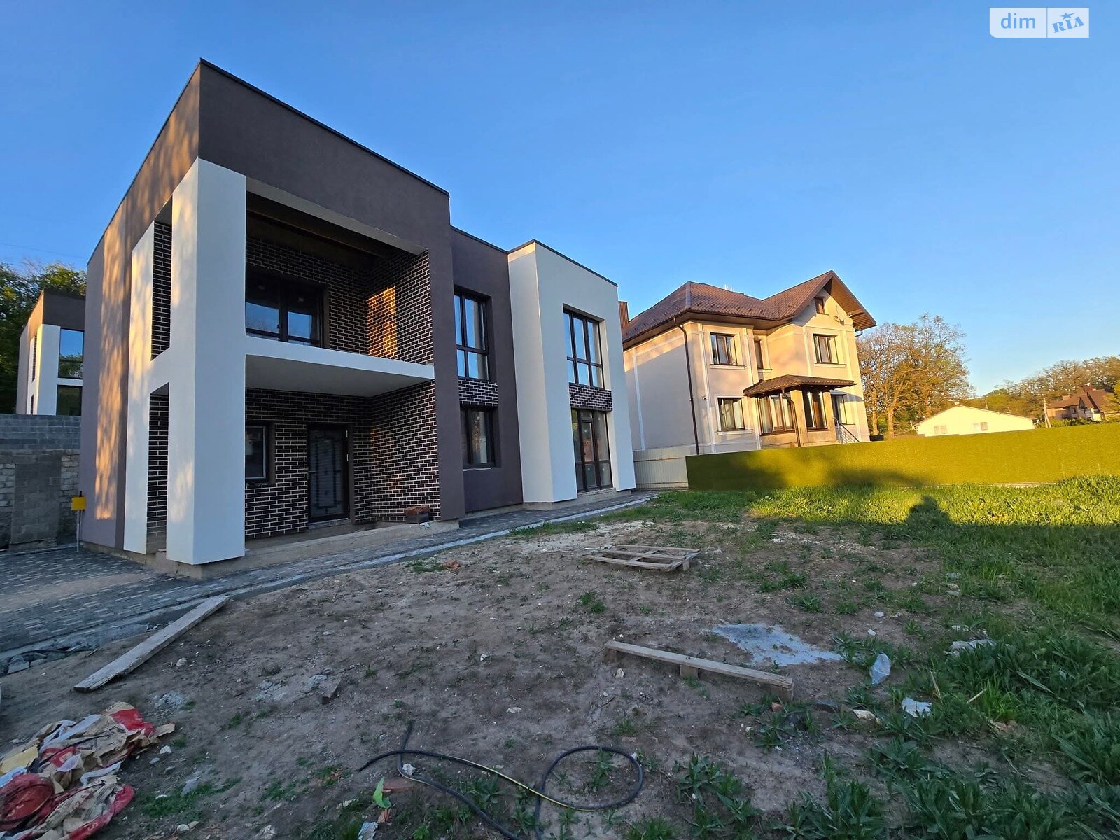 двоповерховий будинок з гаражем, 140 кв. м, цегла. Продаж в Тернополі, район Гаї фото 1 двоповерховий будинок з гаражем, 140 кв. м, цегла. Продаж в Тернополі, район Гаї фото 1