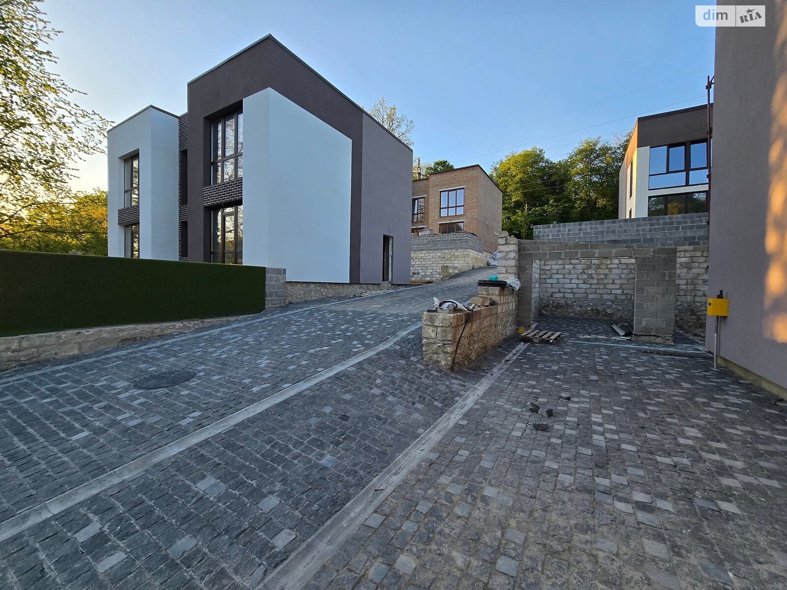 двоповерховий будинок з гаражем, 140 кв. м, цегла. Продаж в Тернополі, район Гаї фото 1 двоповерховий будинок з гаражем, 140 кв. м, цегла. Продаж в Тернополі, район Гаї фото 1