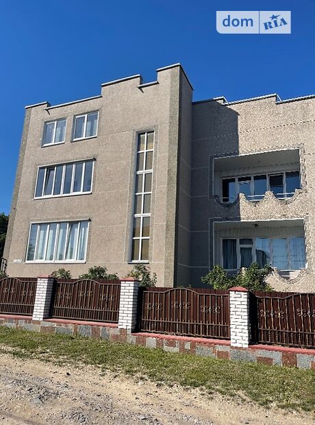 двухэтажный дом с садом, 390 кв. м, кирпич. Продажа в Гаях-Шевченковских (Тернопольская обл.) фото 1 двухэтажный дом с садом, 390 кв. м, кирпич. Продажа в Гаях-Шевченковских (Тернопольская обл.) фото 1
