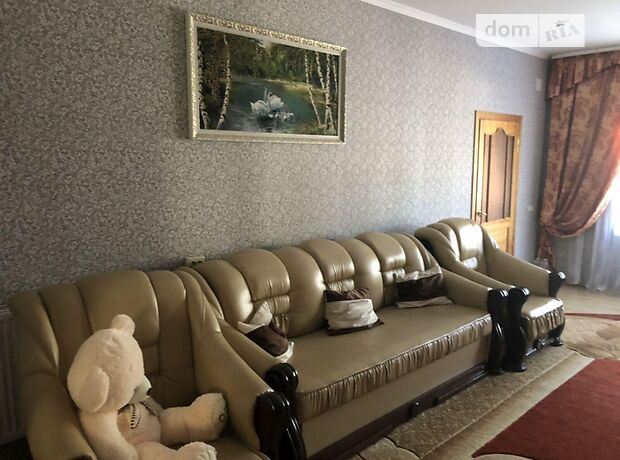 трехэтажный дом с садом, 302 кв. м, кирпич. Продажа в Ивачеву Горишнему (Тернопольская обл.) фото 1 трехэтажный дом с садом, 302 кв. м, кирпич. Продажа в Ивачеву Горишнему (Тернопольская обл.) фото 1