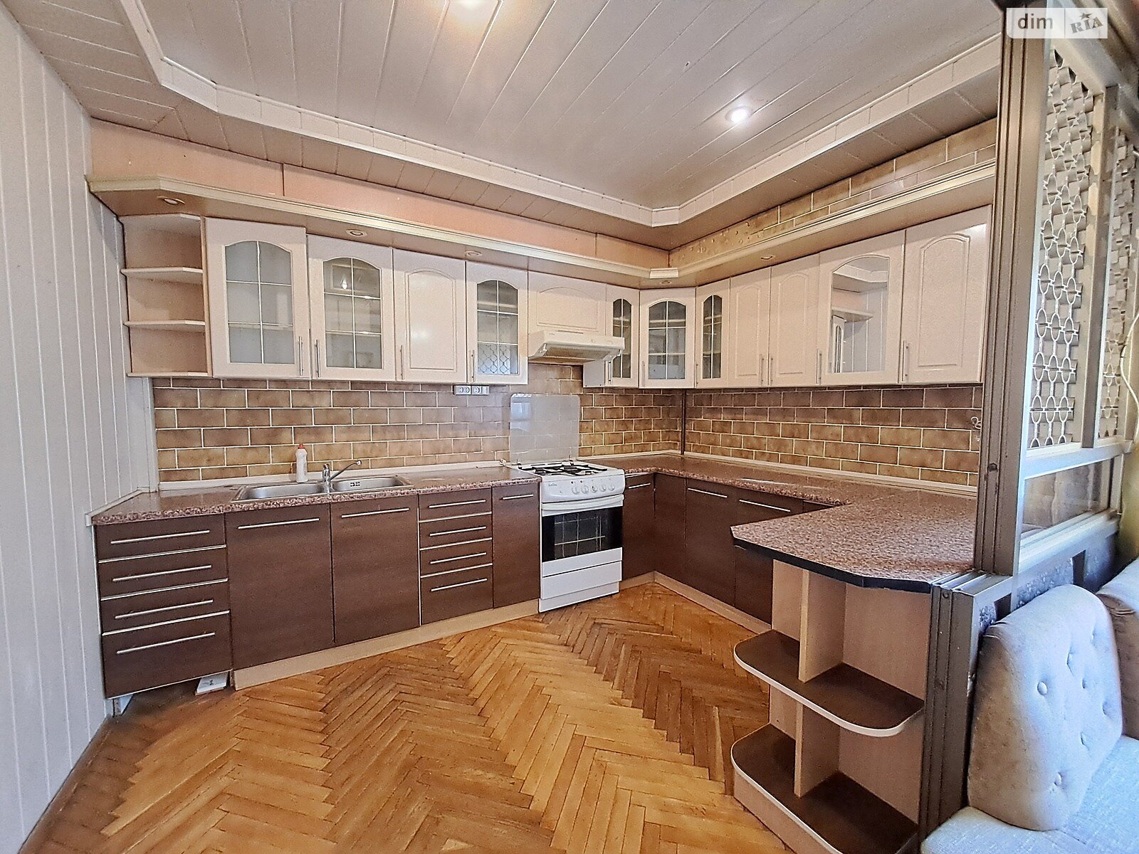 триповерховий будинок, 268 кв. м, цегла. Продаж в Тернополі, район Канада фото 1 триповерховий будинок, 268 кв. м, цегла. Продаж в Тернополі, район Канада фото 1