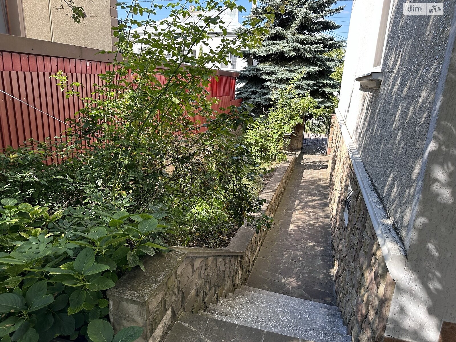 двоповерховий будинок, 343 кв. м, цегла. Продаж в Тернополі, район Канада фото 1 двоповерховий будинок, 343 кв. м, цегла. Продаж в Тернополі, район Канада фото 1