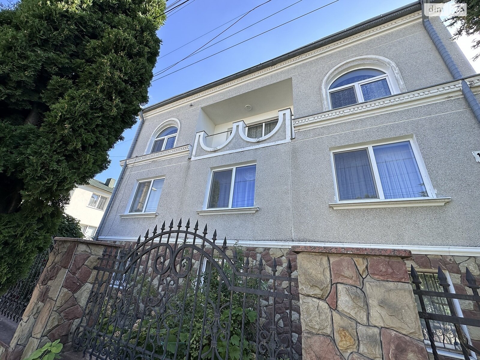 двоповерховий будинок, 343 кв. м, цегла. Продаж в Тернополі, район Канада фото 1 двоповерховий будинок, 343 кв. м, цегла. Продаж в Тернополі, район Канада фото 1