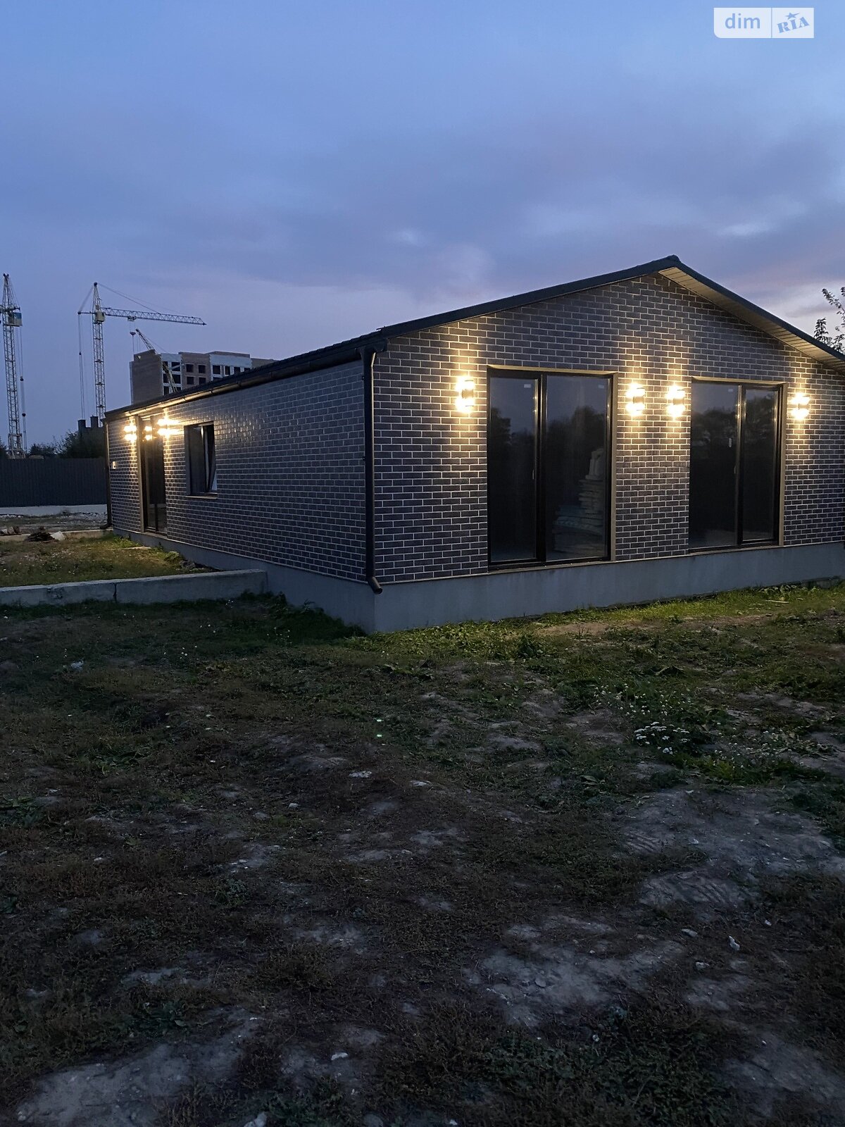 одноэтажный дом, 95 кв. м, СИП. Продажа в Тернополе район Кленовый гай фото 1 одноэтажный дом, 95 кв. м, СИП. Продажа в Тернополе район Кленовый гай фото 1