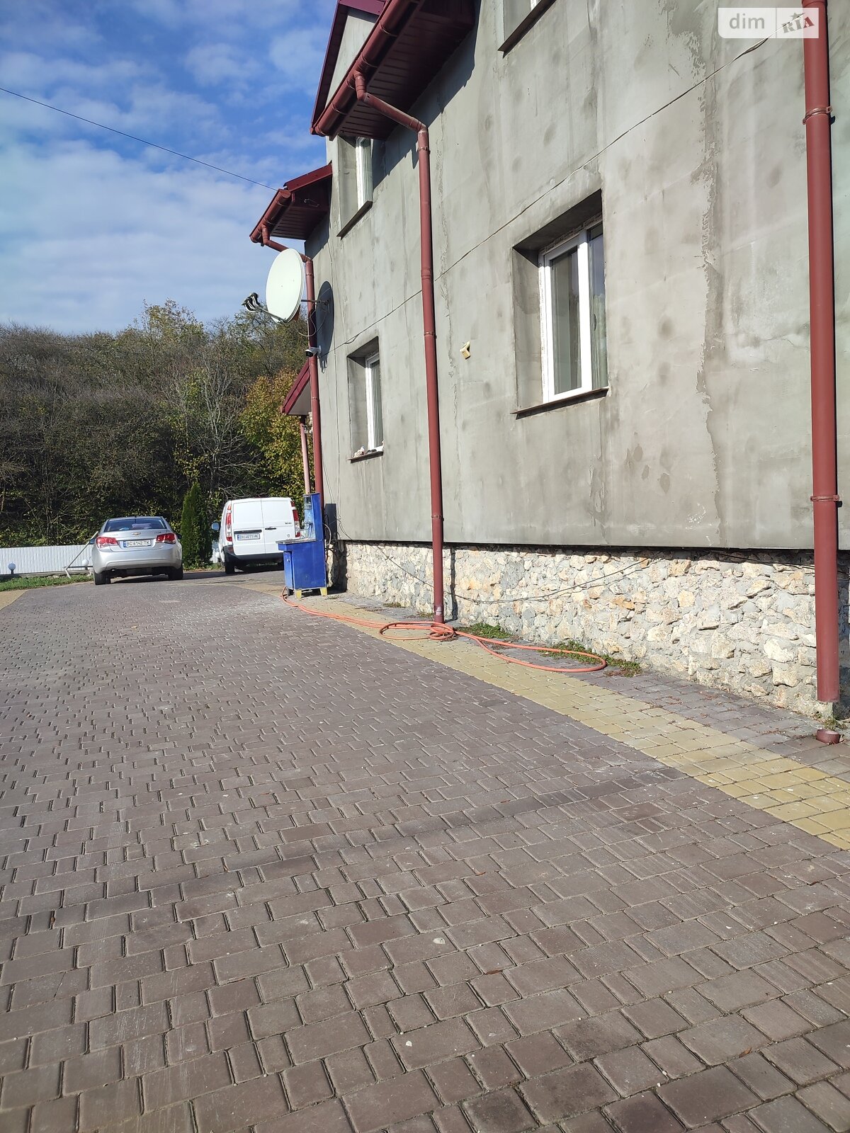 двухэтажный дом, 330 кв. м, кирпич. Продажа в Тернополе район Кутковцы фото 1 двухэтажный дом, 330 кв. м, кирпич. Продажа в Тернополе район Кутковцы фото 1