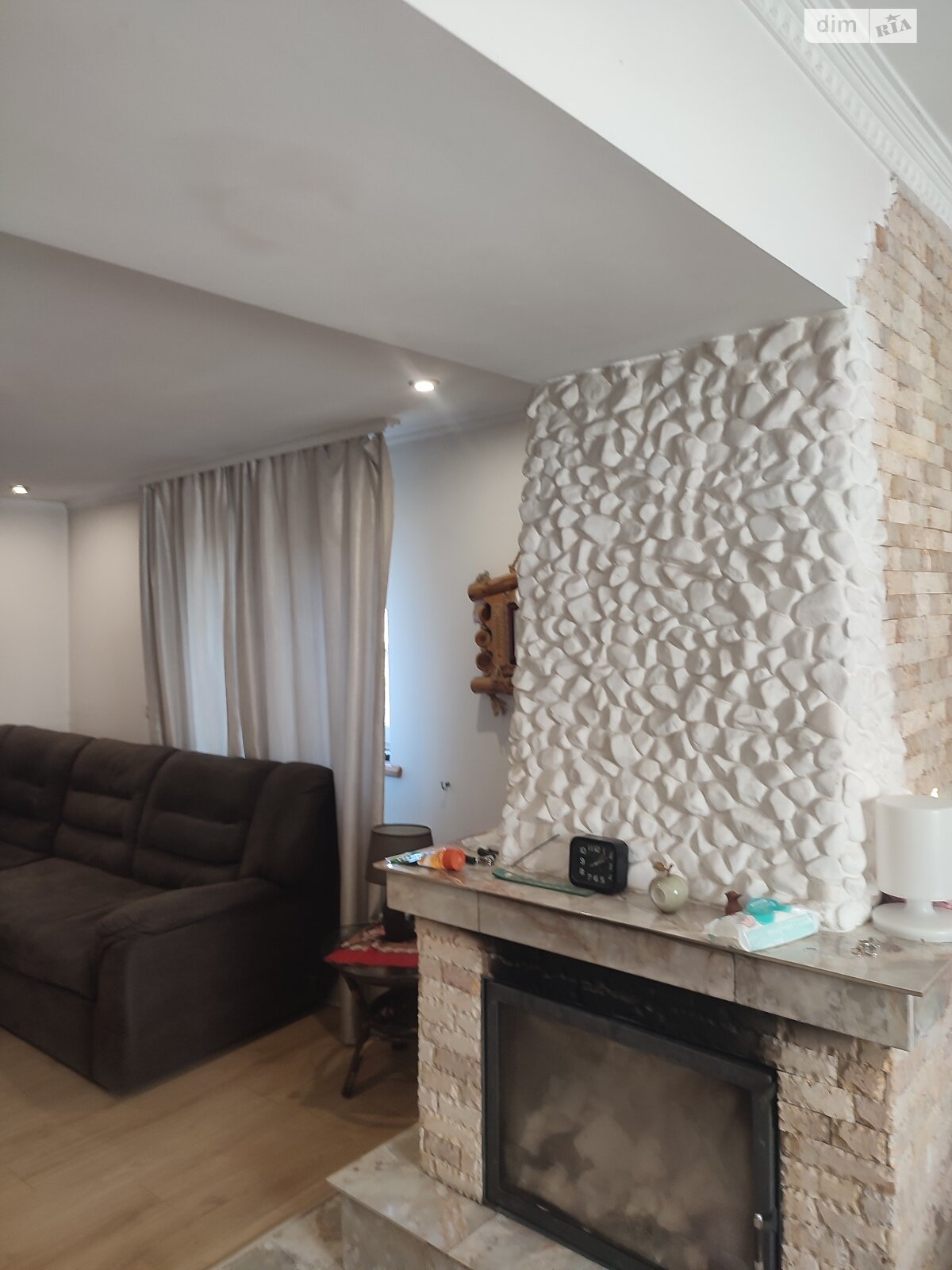 двухэтажный дом, 330 кв. м, кирпич. Продажа в Тернополе район Кутковцы фото 1 двухэтажный дом, 330 кв. м, кирпич. Продажа в Тернополе район Кутковцы фото 1