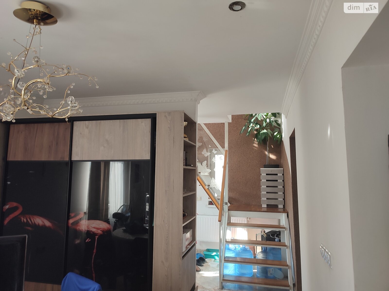 двухэтажный дом, 330 кв. м, кирпич. Продажа в Тернополе район Кутковцы фото 1 двухэтажный дом, 330 кв. м, кирпич. Продажа в Тернополе район Кутковцы фото 1