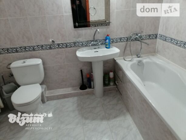 трехэтажный дом, 320 кв. м, кирпич. Продажа в Тернополе район Кутковцы фото 1 трехэтажный дом, 320 кв. м, кирпич. Продажа в Тернополе район Кутковцы фото 1