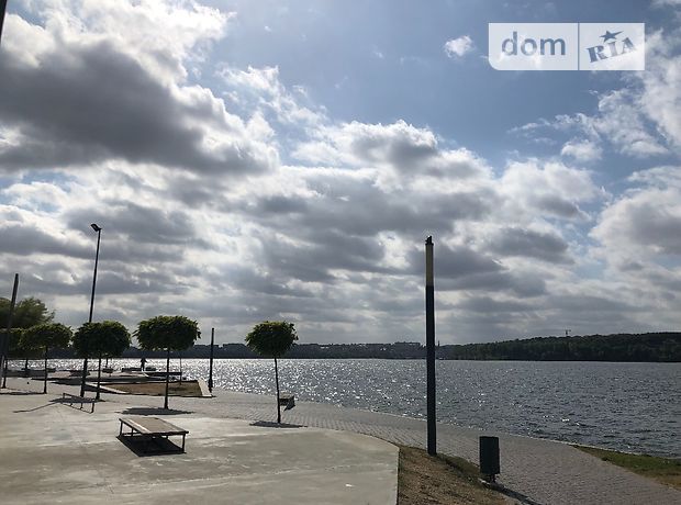 двухэтажный дом с гаражом, 326 кв. м, кирпич. Продажа в Тернополе район Новый свет фото 1 двухэтажный дом с гаражом, 326 кв. м, кирпич. Продажа в Тернополе район Новый свет фото 1