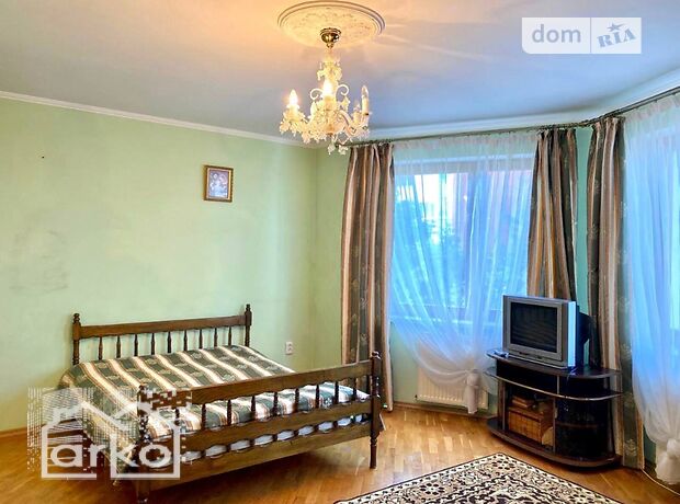 двухэтажный дом с садом, 242 кв. м, кирпич. Продажа в Тернополе район Новый свет фото 1 двухэтажный дом с садом, 242 кв. м, кирпич. Продажа в Тернополе район Новый свет фото 1