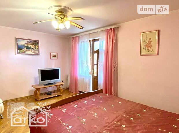 двухэтажный дом с садом, 242 кв. м, кирпич. Продажа в Тернополе район Новый свет фото 1 двухэтажный дом с садом, 242 кв. м, кирпич. Продажа в Тернополе район Новый свет фото 1