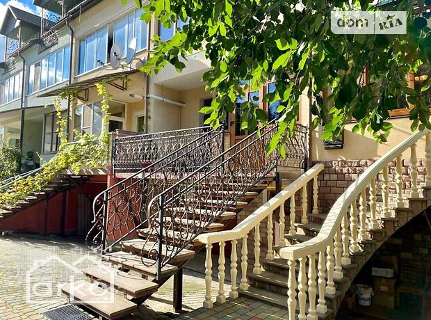 двухэтажный дом с садом, 242 кв. м, кирпич. Продажа в Тернополе район Новый свет фото 1 двухэтажный дом с садом, 242 кв. м, кирпич. Продажа в Тернополе район Новый свет фото 1