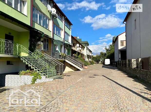 двухэтажный дом с садом, 242 кв. м, кирпич. Продажа в Тернополе район Новый свет фото 1 двухэтажный дом с садом, 242 кв. м, кирпич. Продажа в Тернополе район Новый свет фото 1