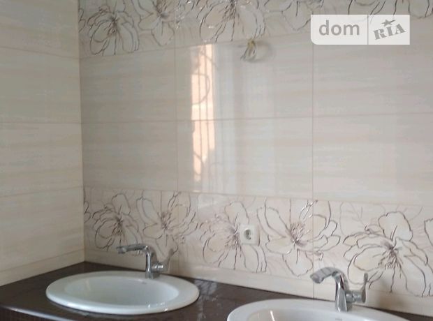 двухэтажный дом с гаражом, 200 кв. м, кирпич. Продажа в Тернополе район Оболонь фото 1 двухэтажный дом с гаражом, 200 кв. м, кирпич. Продажа в Тернополе район Оболонь фото 1
