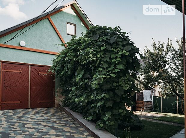 двухэтажный дом с садом, 215 кв. м, кирпич. Продажа в Тернополе район Петриков фото 1 двухэтажный дом с садом, 215 кв. м, кирпич. Продажа в Тернополе район Петриков фото 1