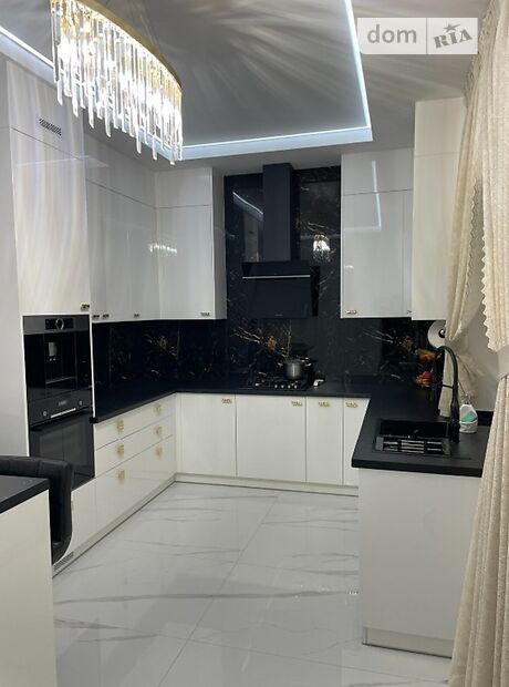 двухэтажный дом с камином, 180 кв. м, кирпич. Продажа в Тернополе район Петриков фото 1 двухэтажный дом с камином, 180 кв. м, кирпич. Продажа в Тернополе район Петриков фото 1