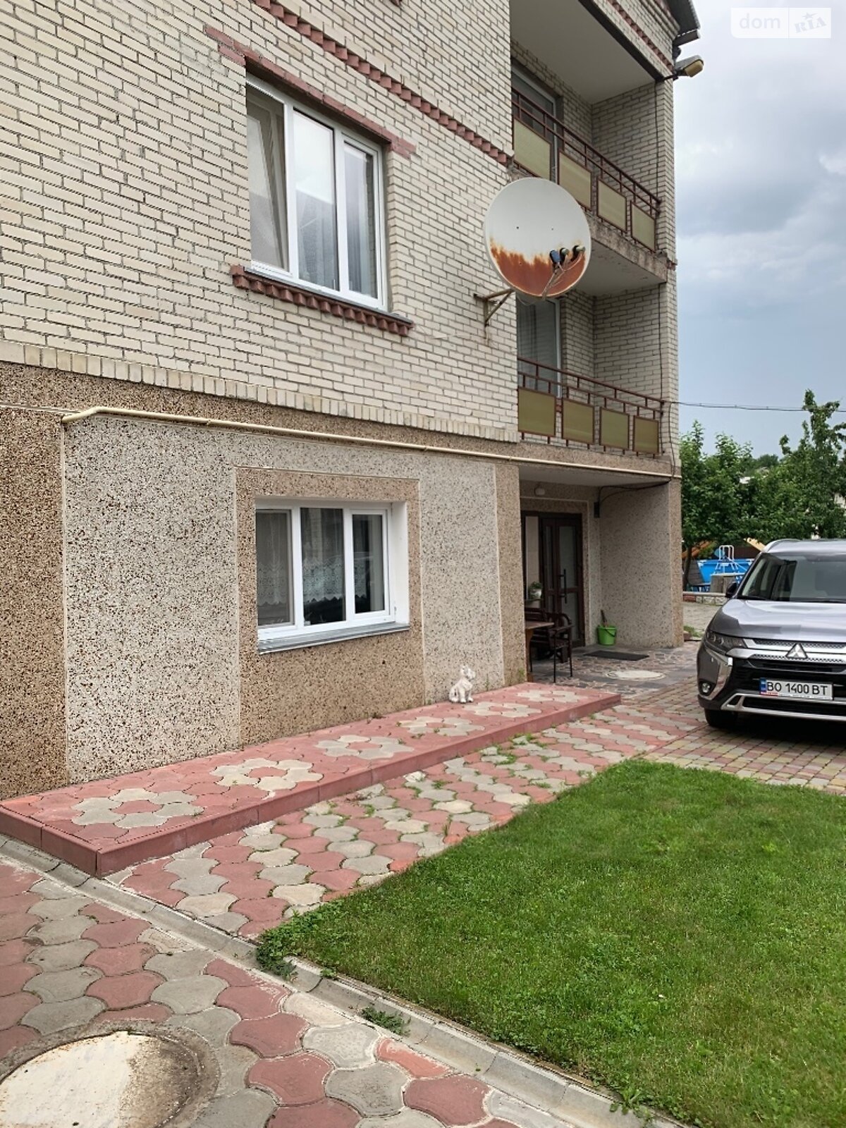 двухэтажный дом с балконом, 280 кв. м, кирпич. Продажа в Подгородном фото 1