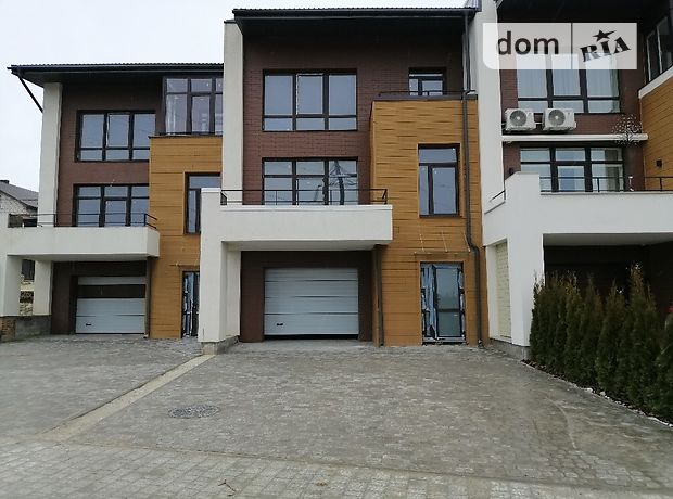 трехэтажный дом с балконом, 180 кв. м, кирпич. Продажа в Подгородном (Тернопольская обл.) фото 1 трехэтажный дом с балконом, 180 кв. м, кирпич. Продажа в Подгородном (Тернопольская обл.) фото 1