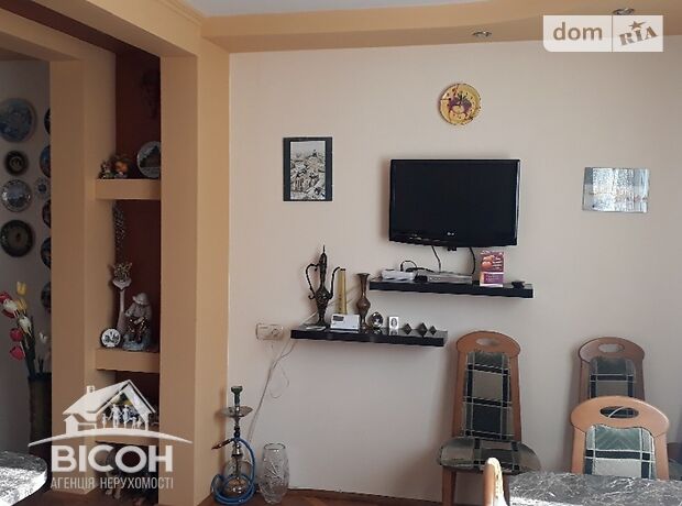 двухэтажный дом с садом, 270 кв. м, кирпич. Продажа в Подгородном (Тернопольская обл.) фото 1 двухэтажный дом с садом, 270 кв. м, кирпич. Продажа в Подгородном (Тернопольская обл.) фото 1