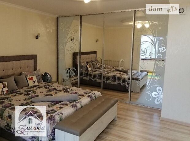 двухэтажный дом с садом, 165 кв. м, кирпич. Продажа в Подгородном (Тернопольская обл.) фото 1 двухэтажный дом с садом, 165 кв. м, кирпич. Продажа в Подгородном (Тернопольская обл.) фото 1
