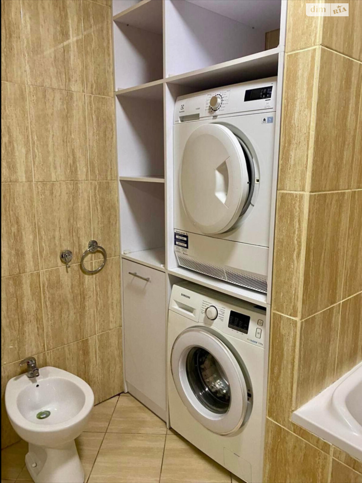 двухэтажный дом с гаражом, 170 кв. м, кирпич. Продажа в Петрикове фото 1 двухэтажный дом с гаражом, 170 кв. м, кирпич. Продажа в Петрикове фото 1
