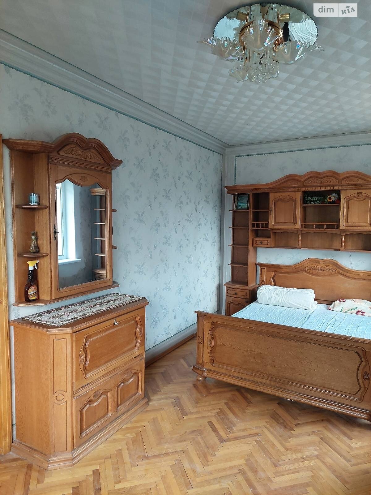 триповерховий будинок, 220 кв. м, цегла. Продаж у Тернополі фото 1 триповерховий будинок, 220 кв. м, цегла. Продаж у Тернополі фото 1