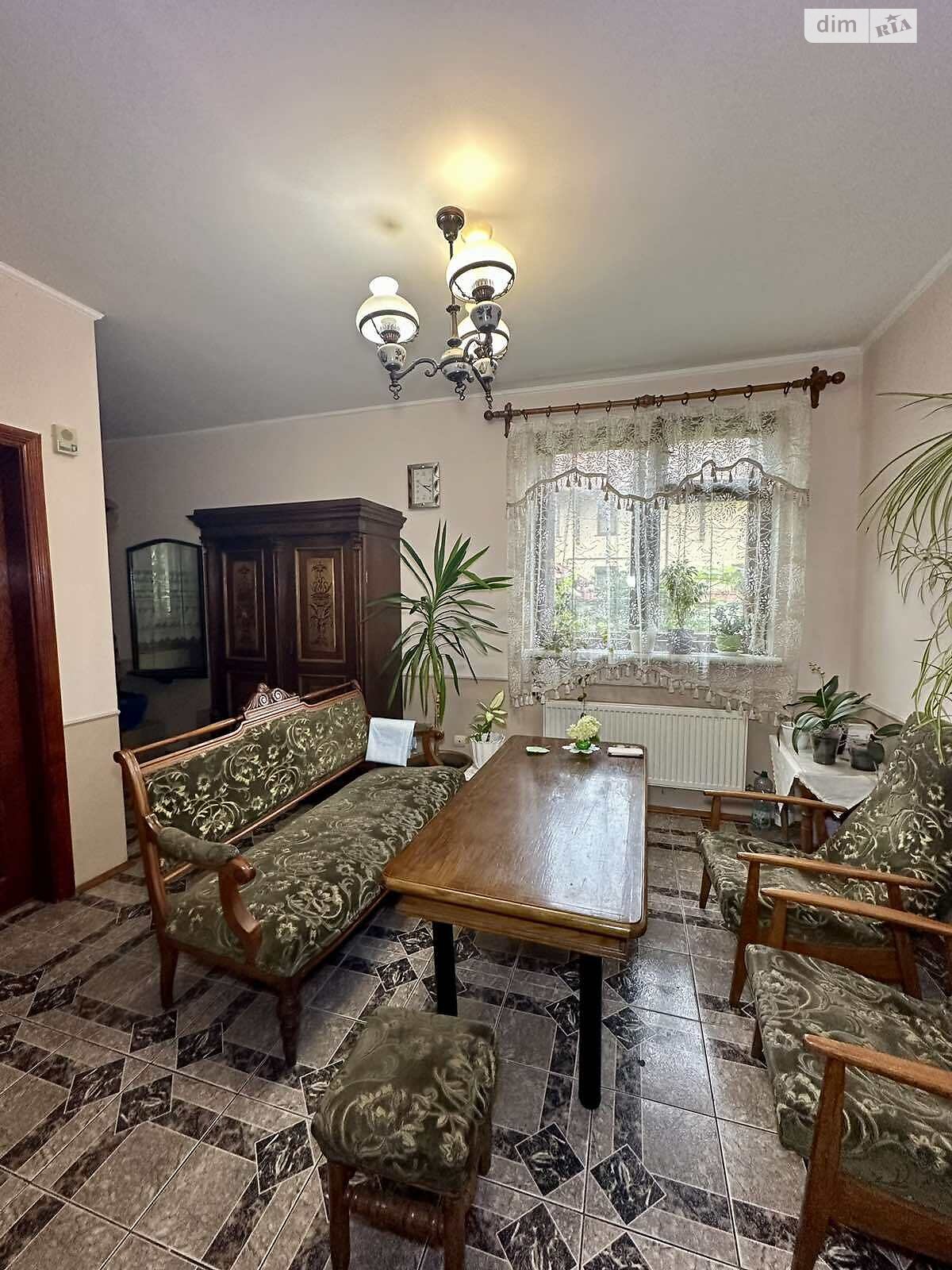 двухэтажный дом с верандой, 250 кв. м, кирпич. Продажа в Тернополе фото 1 двухэтажный дом с верандой, 250 кв. м, кирпич. Продажа в Тернополе фото 1
