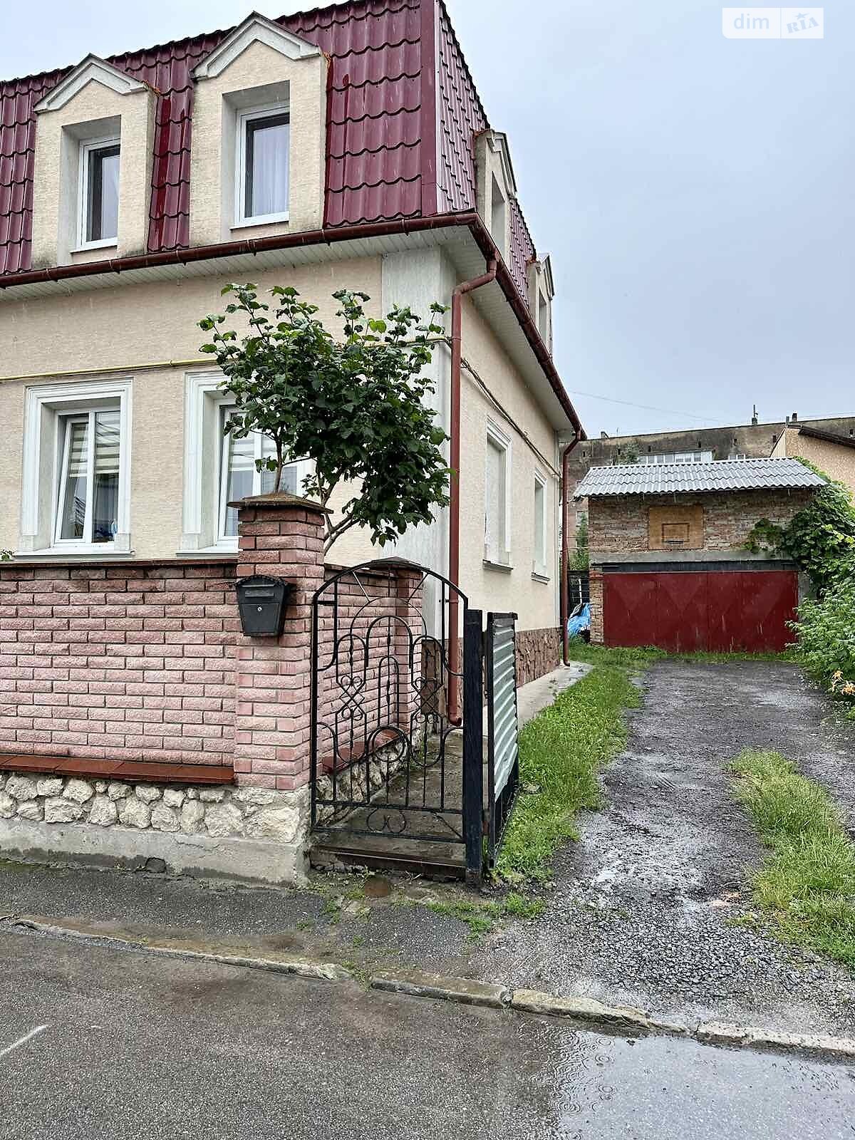 двухэтажный дом с верандой, 250 кв. м, кирпич. Продажа в Тернополе фото 1 двухэтажный дом с верандой, 250 кв. м, кирпич. Продажа в Тернополе фото 1