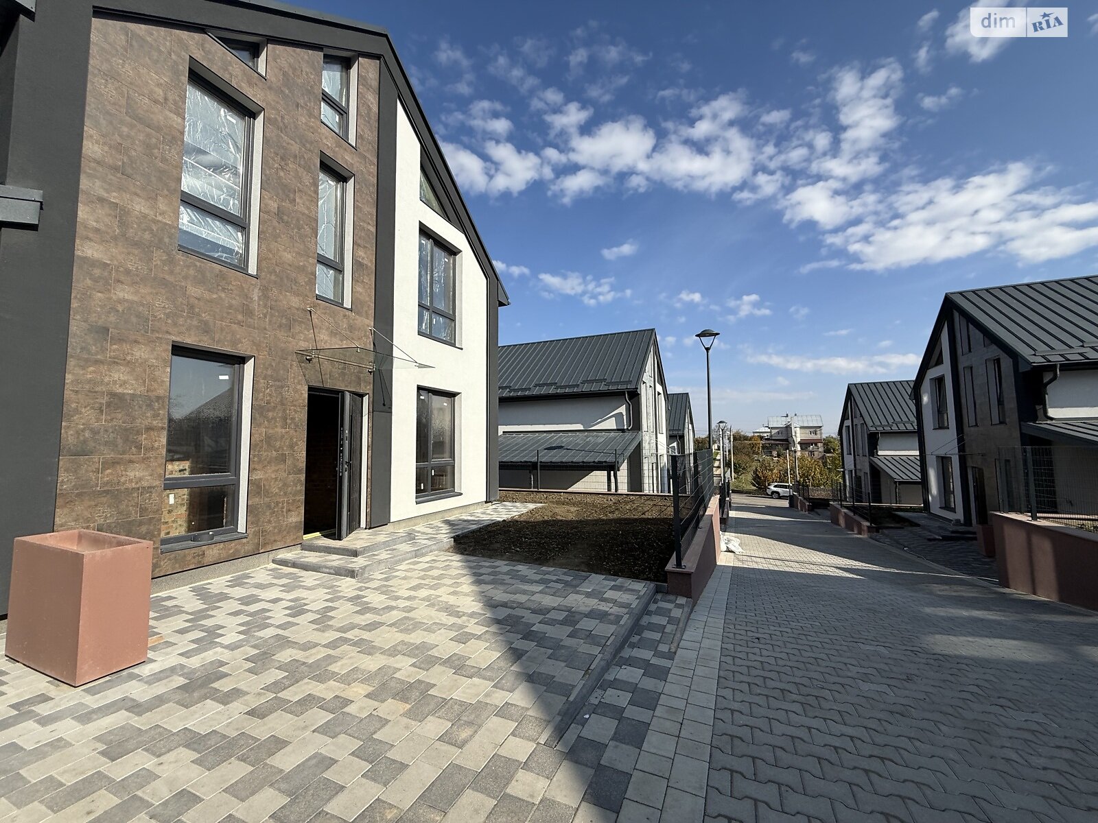 двухэтажный дом, 150 кв. м, кирпич. Продажа в Тернополе район Пронятин фото 1