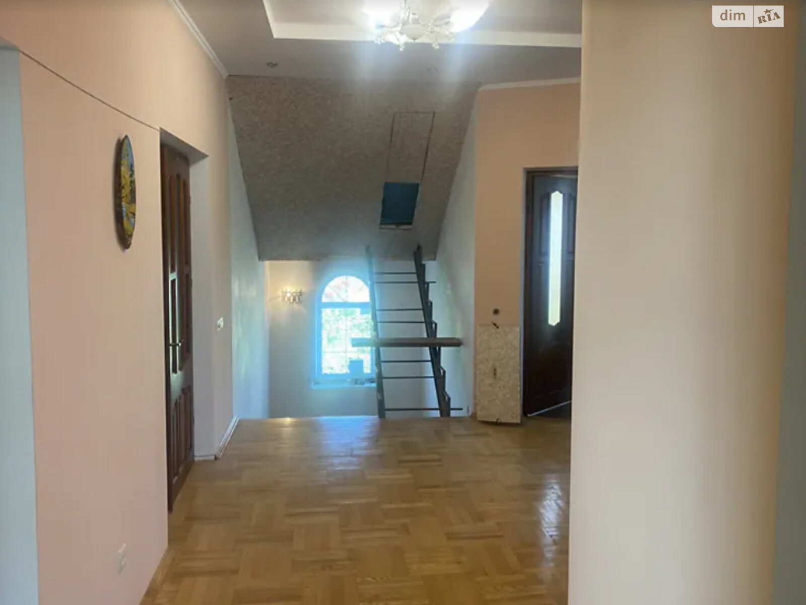 трехэтажный дом, 187 кв. м, кирпич. Продажа в Тернополе район Пронятин фото 1