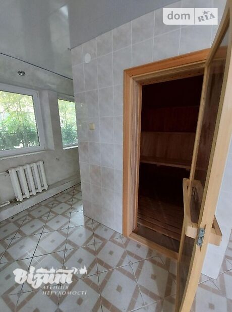 трехэтажный дом с садом, 450 кв. м, кирпич. Продажа в Смиковци (Тернопольская обл.) фото 1 трехэтажный дом с садом, 450 кв. м, кирпич. Продажа в Смиковци (Тернопольская обл.) фото 1