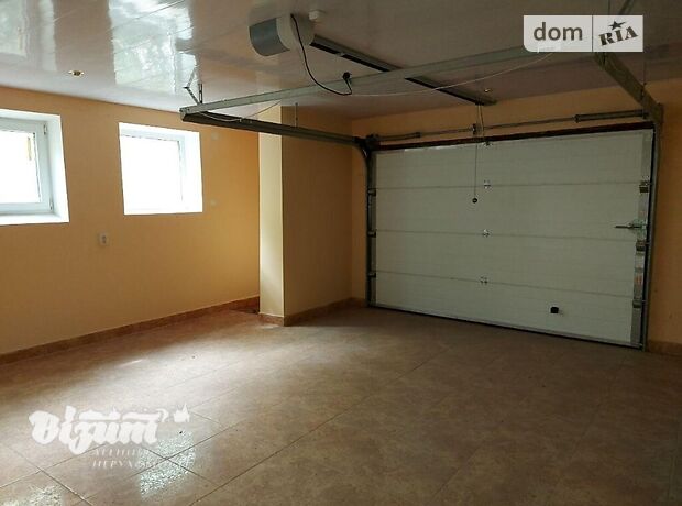 трехэтажный дом с садом, 450 кв. м, кирпич. Продажа в Смиковци (Тернопольская обл.) фото 1 трехэтажный дом с садом, 450 кв. м, кирпич. Продажа в Смиковци (Тернопольская обл.) фото 1