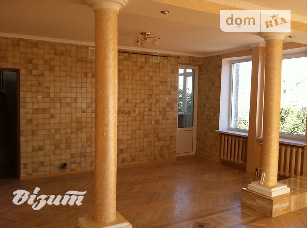 четырехэтажный дом с балконом, 450 кв. м, кирпич. Продажа в Смиковци (Тернопольская обл.) фото 1 четырехэтажный дом с балконом, 450 кв. м, кирпич. Продажа в Смиковци (Тернопольская обл.) фото 1