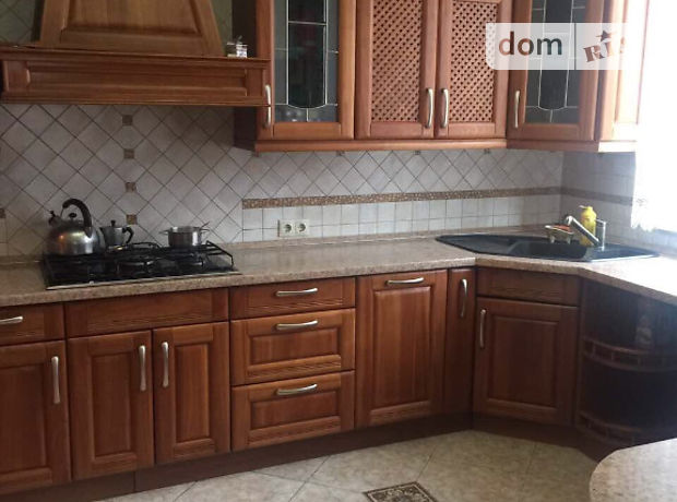 двухэтажный дом с камином, 250 кв. м, кирпич. Продажа в Смиковци (Тернопольская обл.) фото 1 двухэтажный дом с камином, 250 кв. м, кирпич. Продажа в Смиковци (Тернопольская обл.) фото 1