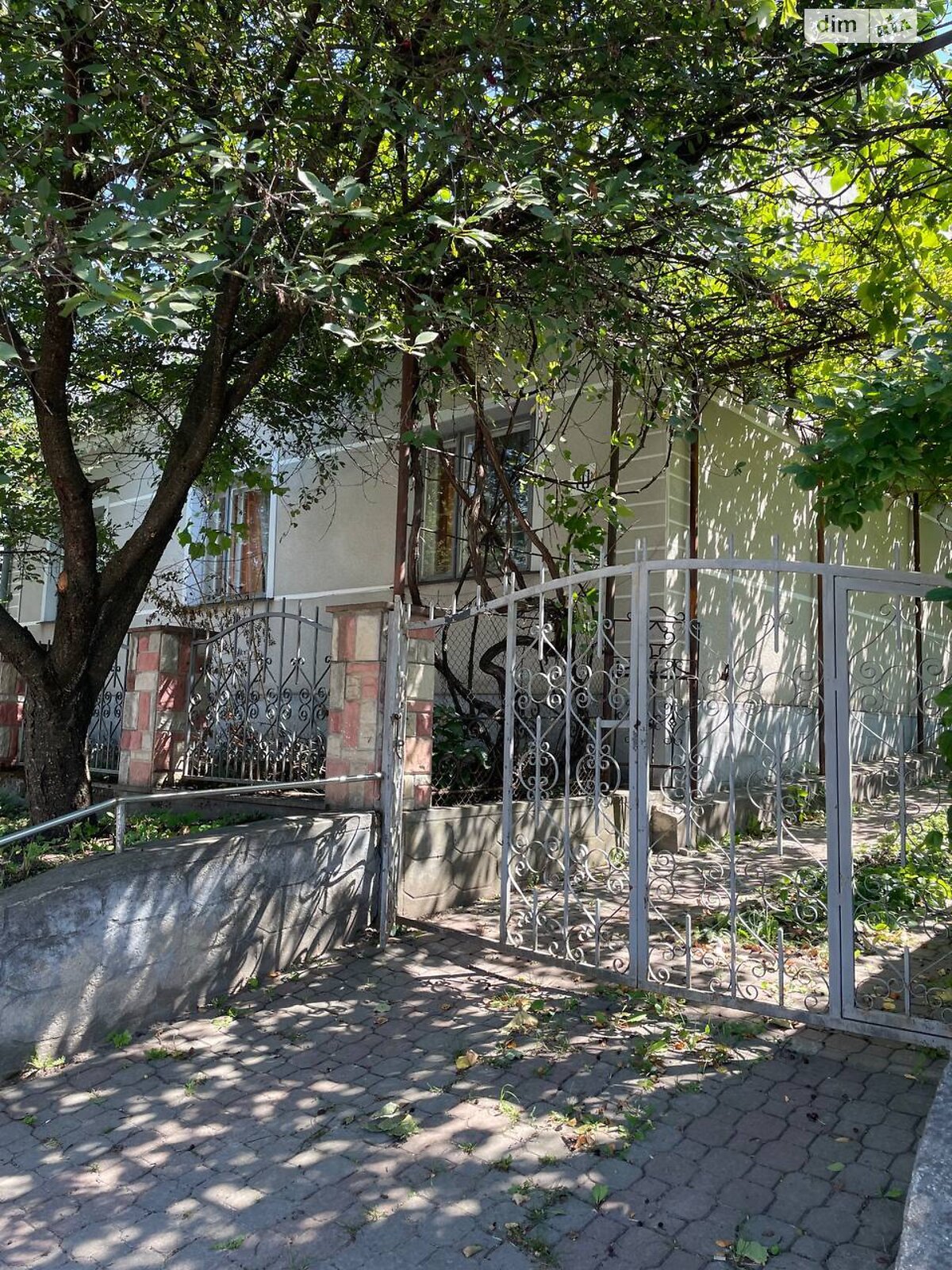 двухэтажный дом с гаражом, 627 кв. м, блочно-кирпичный. Продажа в Тернополе район Старый парк фото 1