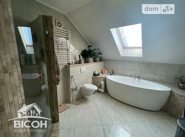 одноэтажный дом с камином, 350 кв. м, кирпич. Продажа в Тернополе район Старый парк фото 1 одноэтажный дом с камином, 350 кв. м, кирпич. Продажа в Тернополе район Старый парк фото 1